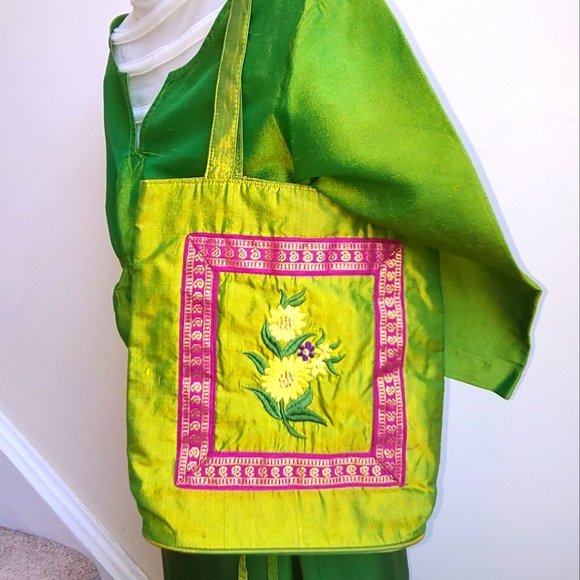 Green Silk Iridescent 3 Piece Top, Wrap Skirt & Bag - Picture 4 of 14